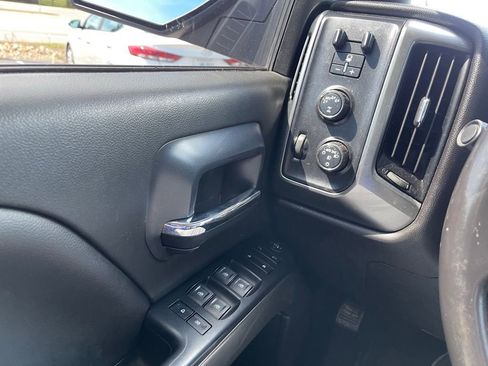 Used 2019 Chevrolet Silverado 1500 LT w/ All Star Edition image 9