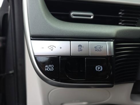 Certified 2023 Hyundai Ioniq 5 Limited w/ Cargo Package image 11