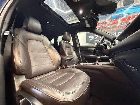 Used 2019 MAZDA CX-5 Signature AWD/4WD image 4