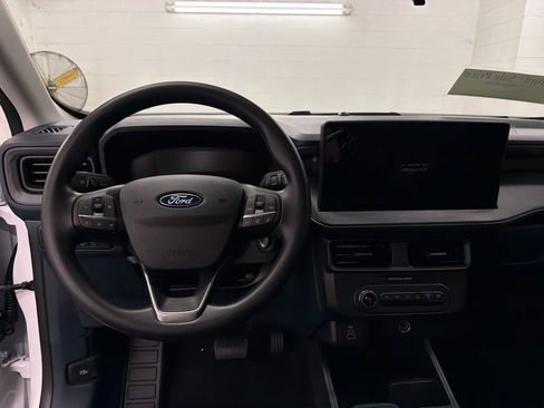 New 2026 Ford Maverick XL image 8