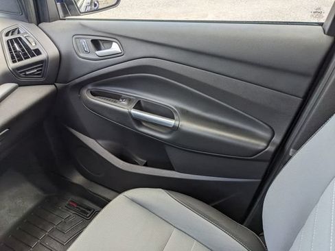 Used 2014 Ford Escape SE FWD image 18