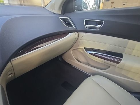 Used 2020 Acura TLX image 23