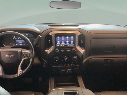 Used 2019 Chevrolet Silverado 1500 LT Trail Boss AWD/4WD image 28