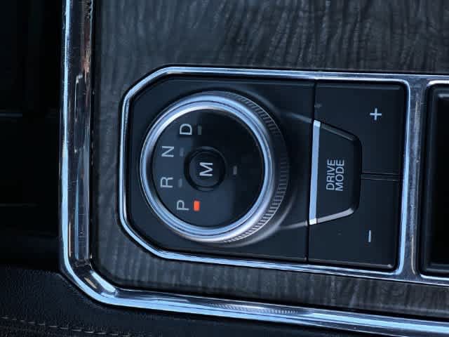 Used 2021 Ford Expedition Limited RWD image 16