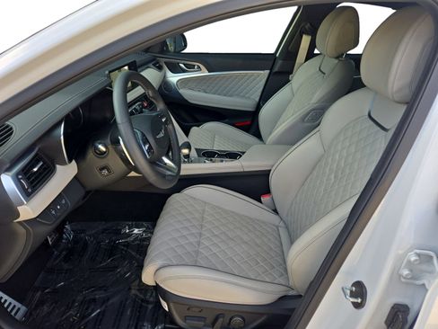Used 2023 Genesis G70 3.3T w/ Sport Prestige Package image 9