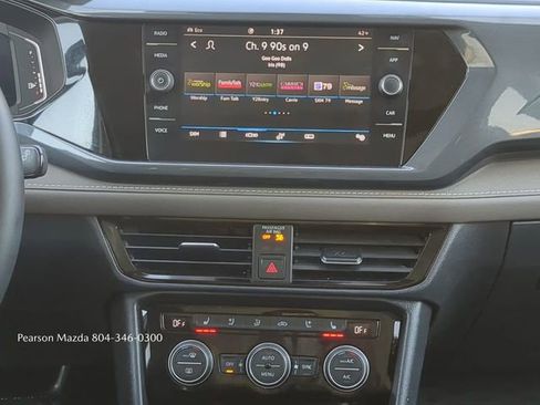 Used 2023 Volkswagen Taos SEL image 17