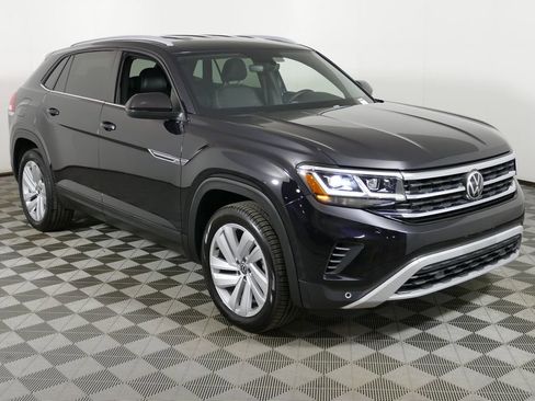 Used 2021 Volkswagen Atlas Cross Sport SE AWD/4WD image 1
