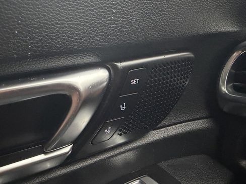 Used 2022 Kia Telluride SX w/ SX Prestige Package image 23