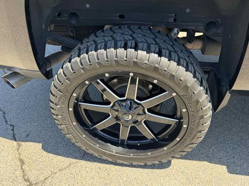 Used 2016 Chevrolet Silverado 1500 LTZ RWD image 37
