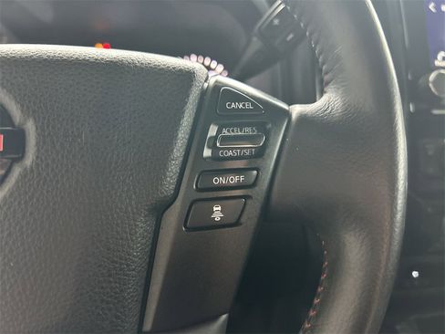 Used 2020 Nissan Titan PRO-4X w/ Pro-4x Convenience Package image 20