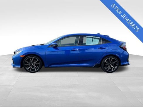 Used 2018 Honda Civic Sport image 4