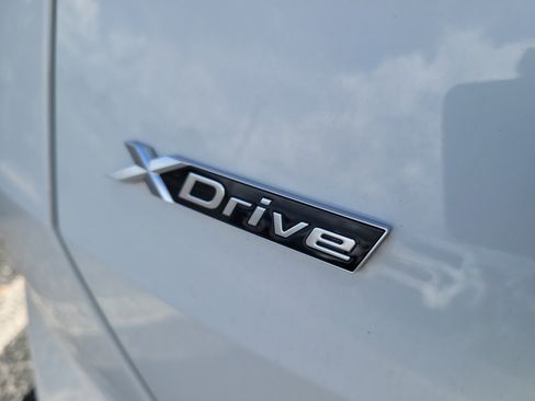 Used 2025 BMW X3 xDrive30i w/ M Sport Package AWD/4WD image 11