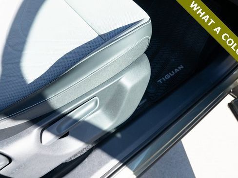 New 2026 Volkswagen Tiguan SE R-Line image 45