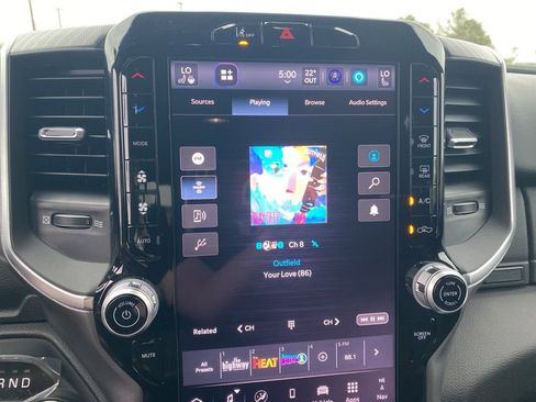 New 2026 RAM 1500 4x4 Crew Cab image 26