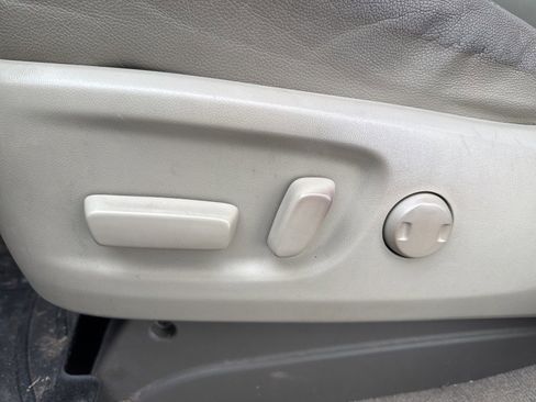 Used 2015 Toyota Sienna XLE Premium image 9