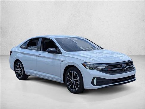 Used 2023 Volkswagen Jetta Sport FWD image 3