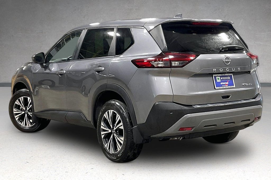 Used 2023 Nissan Rogue SV AWD/4WD image 4