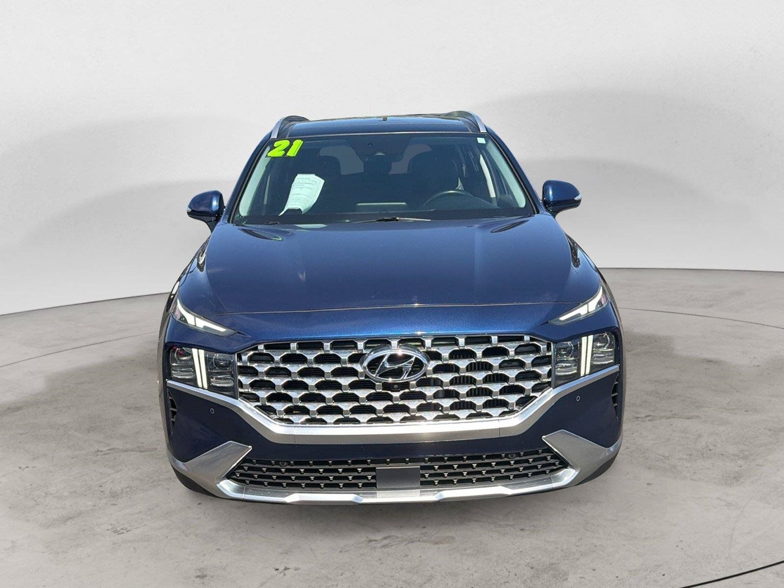 Used 2021 Hyundai Santa Fe Limited FWD image 2