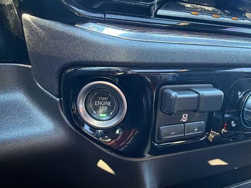 Certified 2025 GMC Sierra 1500 Elevation w/ Elevation Premium Package image 10