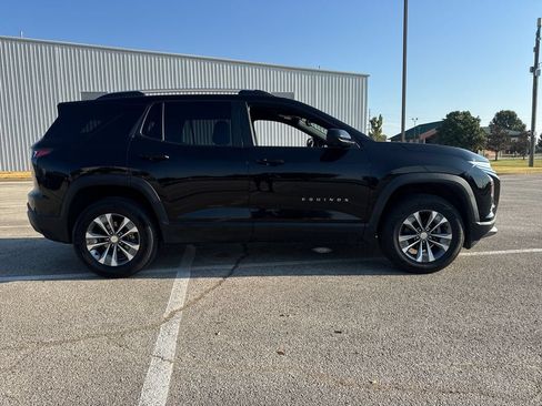 Used 2025 Chevrolet Equinox LT w/ Convenience Package II AWD/4WD image 8