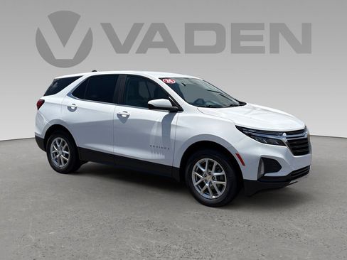 Used 2024 Chevrolet Equinox LT FWD image 1