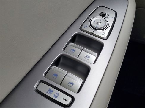 Used 2025 Hyundai Palisade Limited image 14