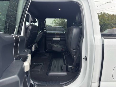 Used 2022 Ford F250 Lariat image 16