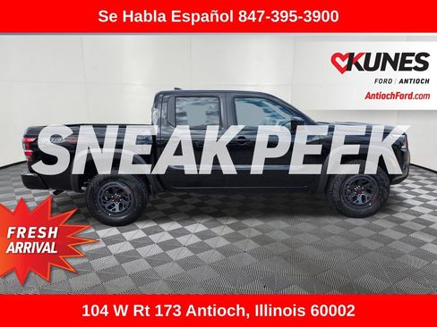 Used 2026 Nissan Frontier PRO-4X AWD/4WD image 11