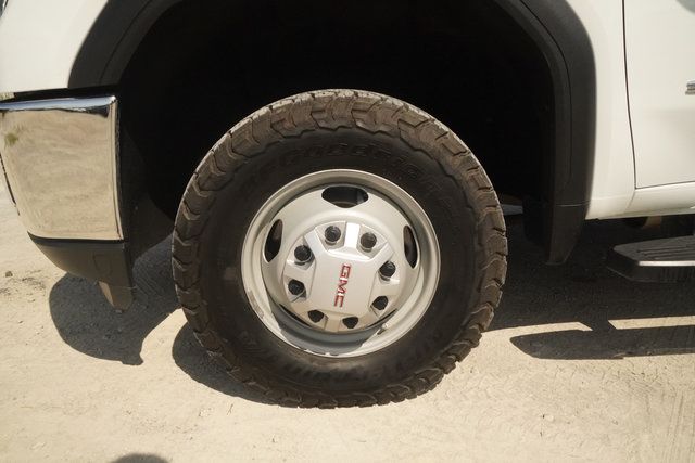 Used 2022 GMC Sierra 3500 SLE w/ SLE Convenience Package AWD/4WD image 36