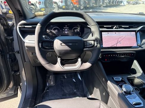 New 2026 Jeep Cherokee Overland w/ Advanced Pro Tech Group AWD/4WD image 17