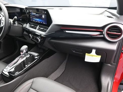 New 2026 Chevrolet Trax RS w/ Driver Confidence Package FWD image 30