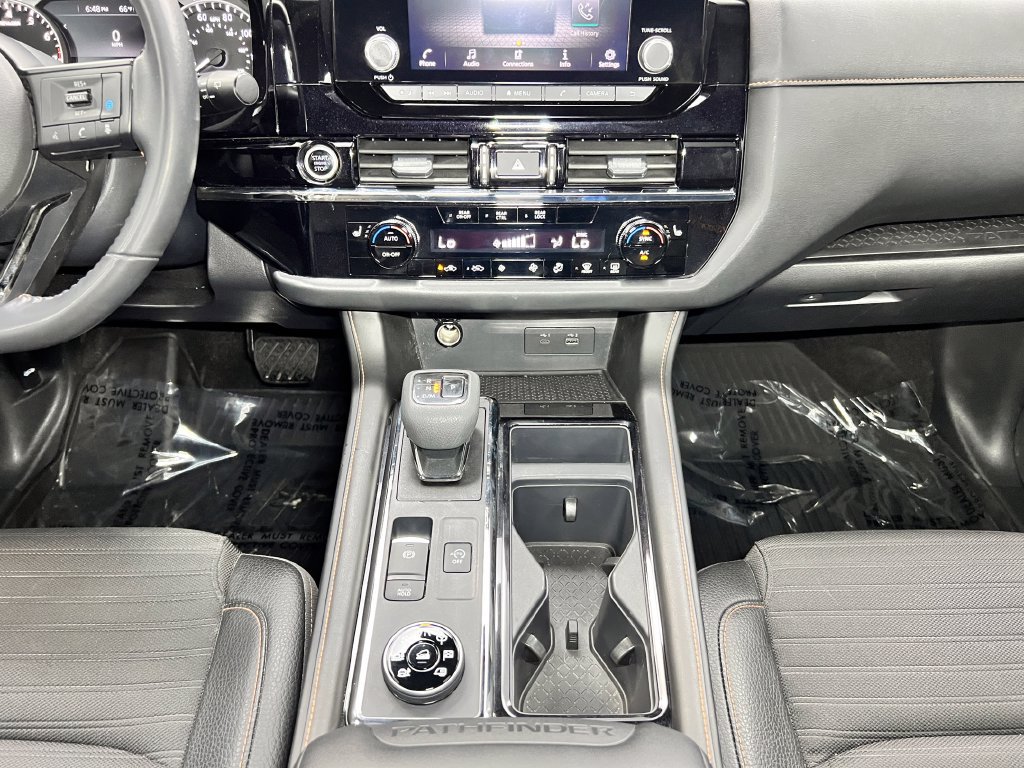 Used 2024 Nissan Pathfinder Rock Creek AWD/4WD image 10