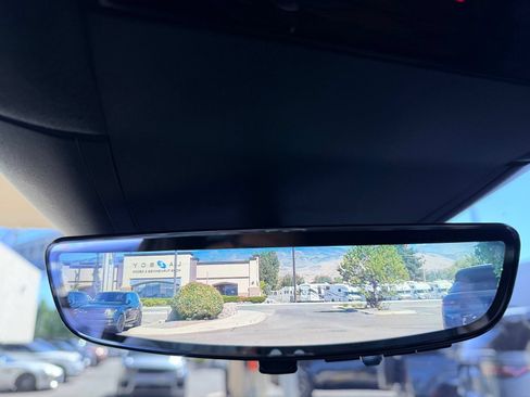 Used 2025 Cadillac Escalade IQ Luxury 2 AWD/4WD image 14