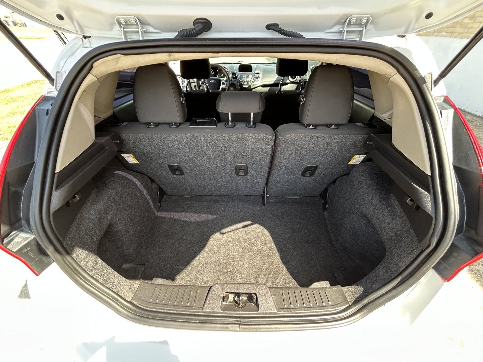 Used 2019 Ford Fiesta SE FWD image 17