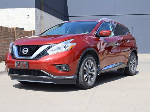 Used 2017 Nissan Murano SL FWD image 2