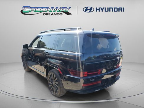 Used 2025 Hyundai Santa Fe Calligraphy FWD image 4