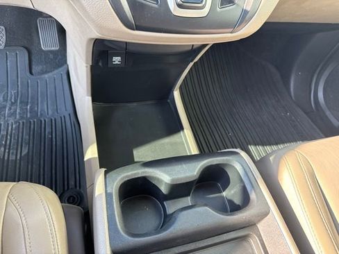 Used 2018 Honda Odyssey EX-L image 27
