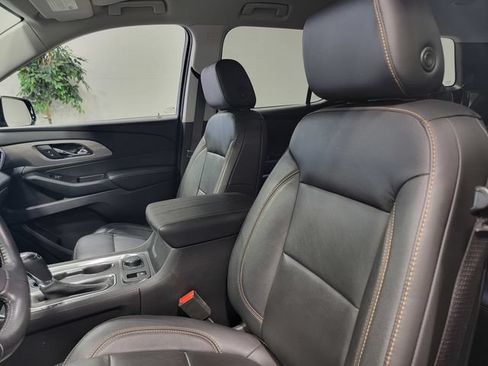 Used 2019 Chevrolet Traverse RS FWD image 13