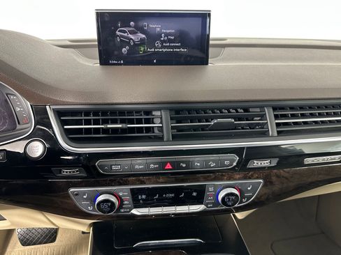 Used 2019 Audi Q7 3.0T Premium Plus w/ Premium Plus Package image 23