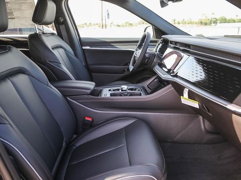 New 2025 Jeep Wagoneer S Limited image 17