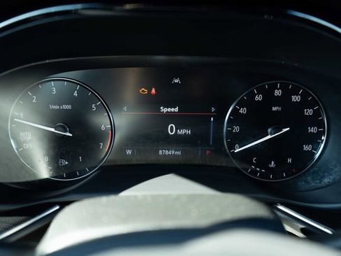 Used 2021 Buick Envision Preferred image 23