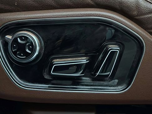 Used 2011 Audi A8 4.2 image 44