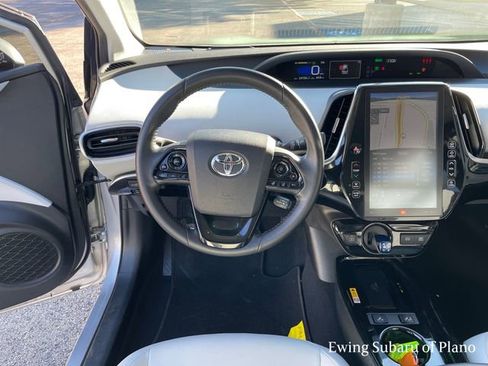 Used 2019 Toyota Prius Limited image 12