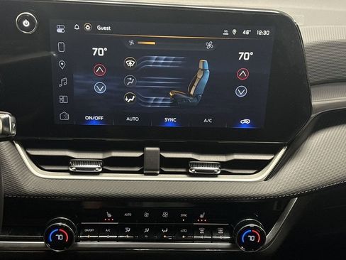 New 2026 Chevrolet Equinox LT w/ Convenience Package II AWD/4WD image 48
