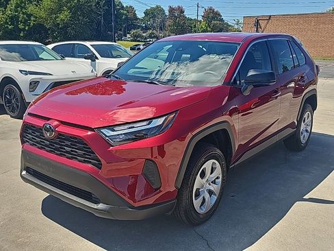 Used 2025 Toyota RAV4 LE image 4