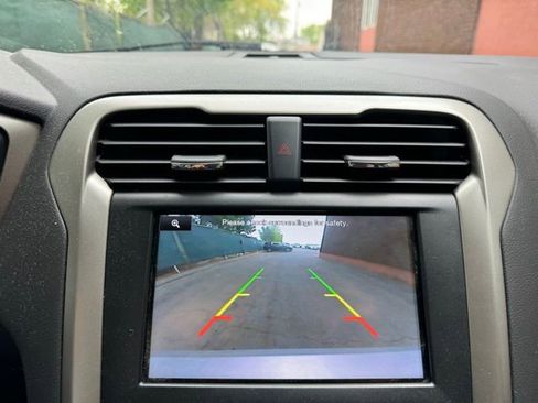 Used 2014 Ford Fusion SE w/ Equipment Group 502A FWD image 12