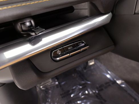 Used 2020 Chevrolet Corvette Stingray Preferred Cpe w/ 2LT Preferred Equipment Group RWD image 35
