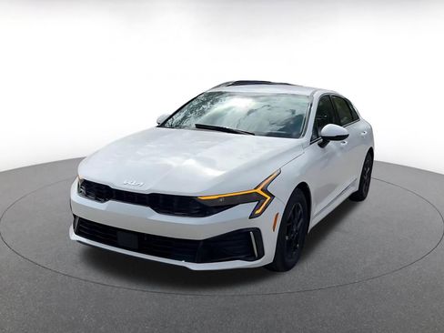 Used 2025 Kia K5 LXS image 7
