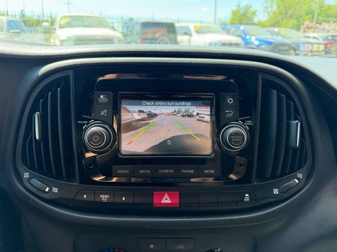 Used 2022 RAM ProMaster City Tradesman FWD image 18