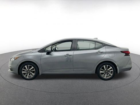 Used 2025 Nissan Versa SV FWD image 9